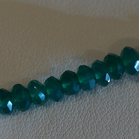 18.5" Genuine Akoya Pearl & Emerald Bead Necklace - Picture 5 of 7